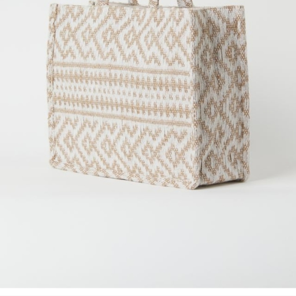 H&M Handbag in a jacquard-weave cotton blend with two handles.